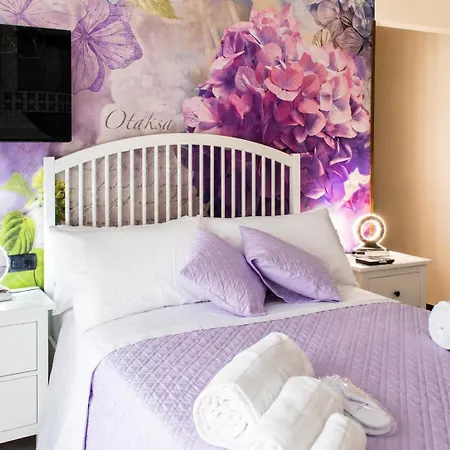 Aparthotel Hotiday Colors 3*